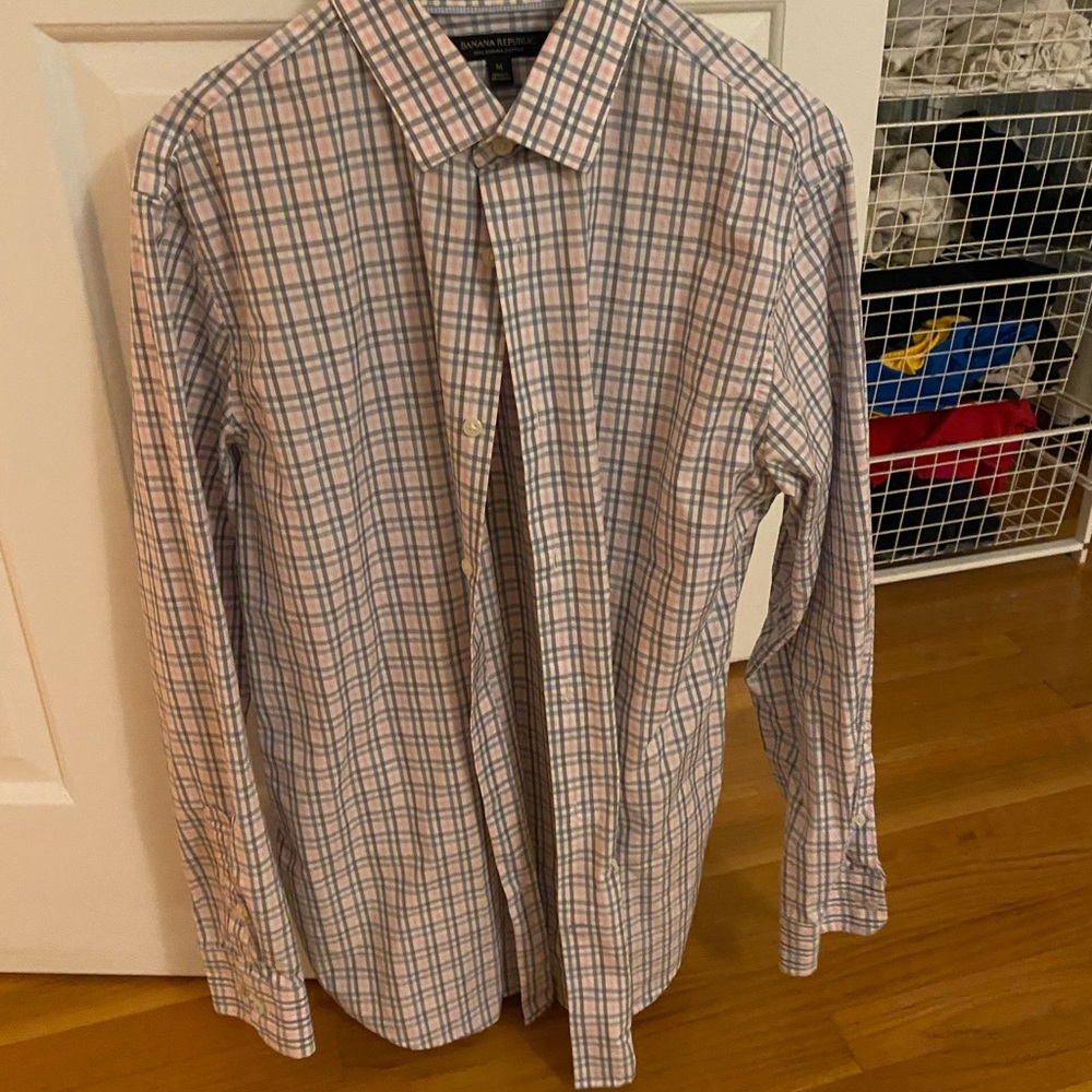 BANANA REPUBLIC BUTTON DOWN
